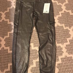 SOLD!!! Lululemon leggings / tights